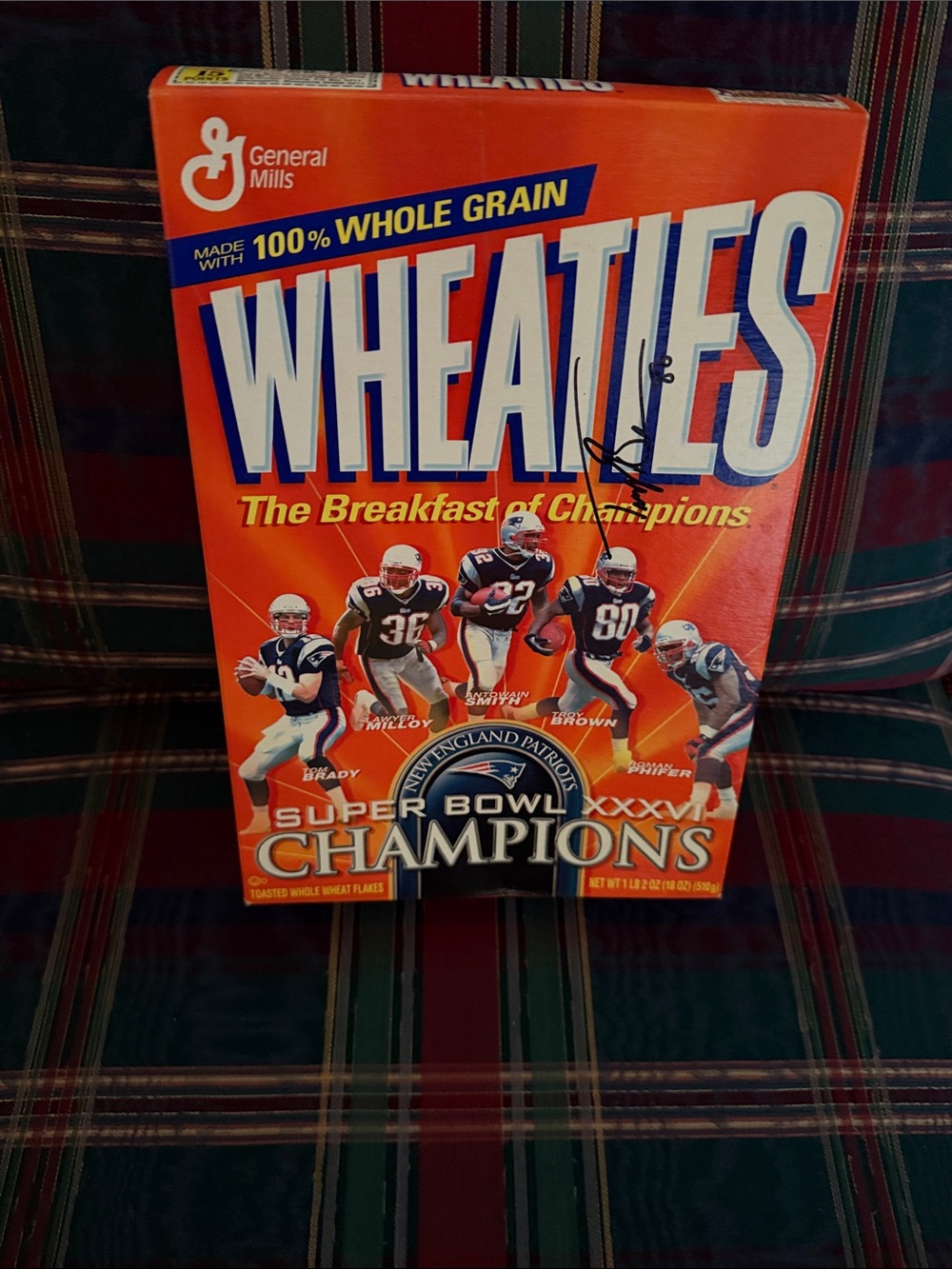 New England Pats Super Bowl XXXVI Champs Wheaties box autograph by Troy Brown
